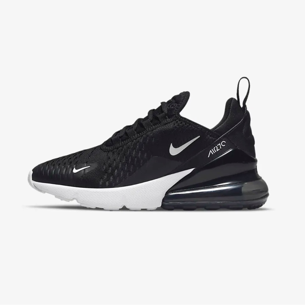NEW in box Nike Air Max 270 - Big Kids Size 7Y